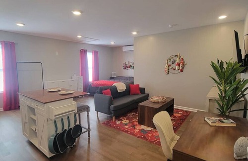 Indianapolis House | Modern Carriage House Escape Rest Work Explore