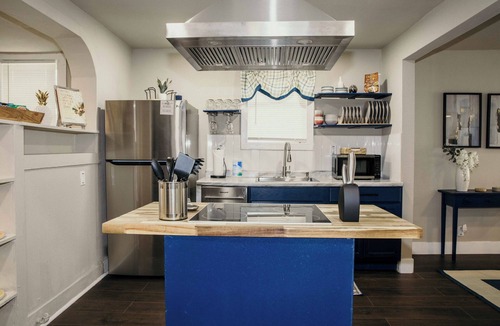 Miami House | Modern Gem in Prime Miami Location
