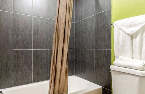 Buttonwillow Hotel | Motel 6 Buttonwillow, CA Central