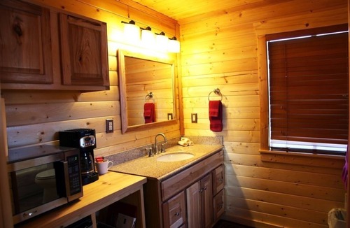 Red River Apartment | Mountain Views Out Every Window