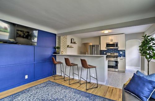 Hiawatha House | Mpls Duplex w/WiFi & Kitchen: 5 Mi to Dtwn!