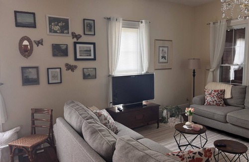 Boone House | Natural Nesting Grounds - Boone, IA