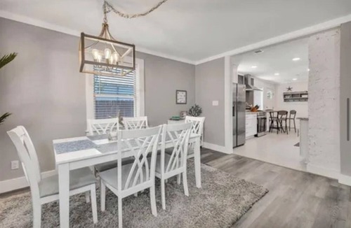 Demere Park Cottage | NEW 3 bdrm cottage in SSI with private pool/hot tub…walking distance to beach!