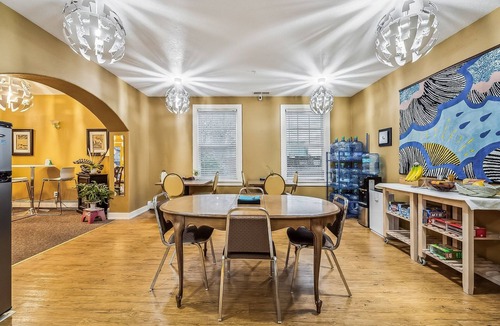 Cathlamet Apartment | NEW! Hotel Cathlamet Room 203 - Interior Full