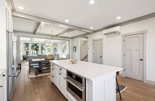 Seabrook House | *NEW* The Hermit: Private Hot Tub, Dog Friendly!