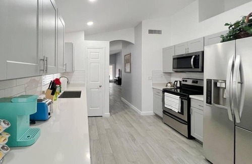 Chandler House | Nice! Desert Breeze - Single-Story Home