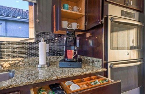 Oracle House | NorthWest Gem Summer Getaway