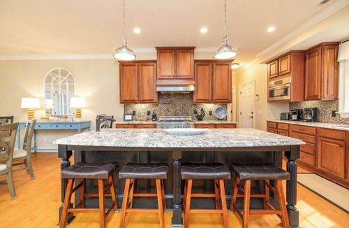 Wise House | Oak Point