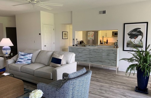 Bonita Bay House | Oakwood Lakes Condominium @ Bonita Bay