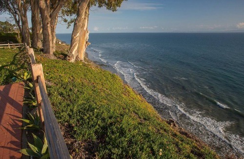 West Mesa House | OCEANFRONT BEACH HOUSE