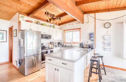 Cape Meares House | Oceanfront cottage with hot tub beach access fireplace and WiFi Dog friendly