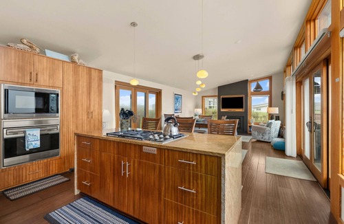 Westport House | Oceanfront Escape in Westport, WA