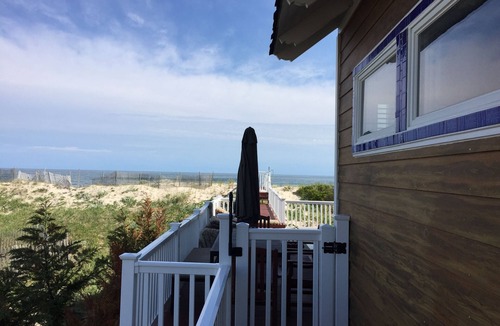 West Hampton Dunes House | OCEANFRONT HAMPTONS GEM