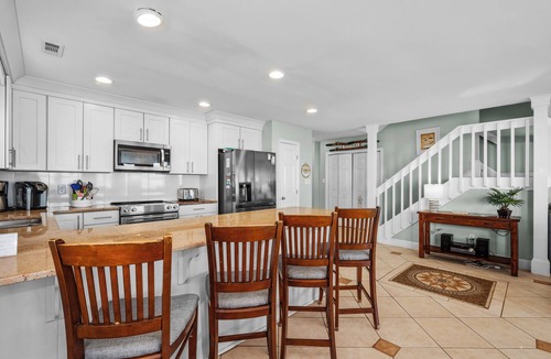 Emerald Isle Cottage | Oceanfront home with stunning views, designed for comfort