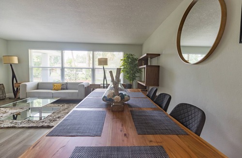 Ormond Beach House | ❤️ of Ormond Beach ⭐️Self check-in⭐️Beach