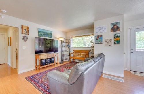 Gateway House | Osprey Nest: Explore Alaska From Woodsy Palmer Gem