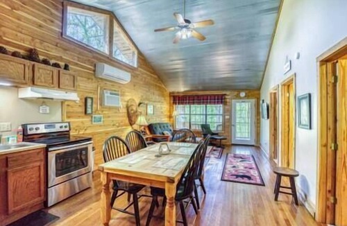 Norfork Cabin | Outdoor Adventure Cabin, 2BR w/HOT TUB
