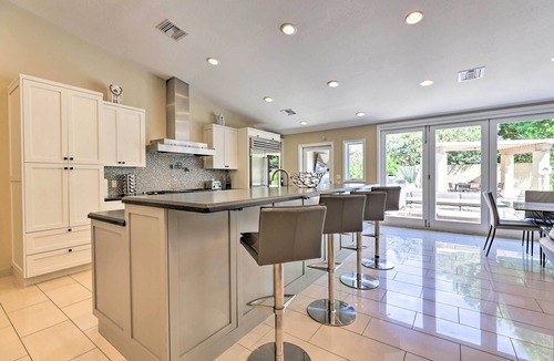 Woodleaf Cottage | Outdoor Kitchen: Desert Dream Home in Scottsdale!