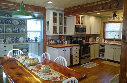 Jenkins House | Ozark Mountain Retreat near Shell Knob and Table Rock Lake