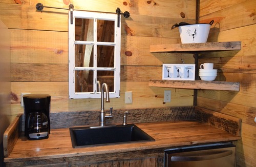 Pelsor Cabin | Ozark Mountain Trails Cabin Located at Sand Gap, Arkansas.