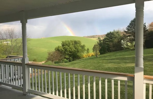 Max Meadows House | Panoramic Picturesque Home in Blue Ridge Mtns