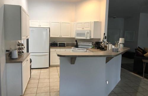 Lehigh Acres House | Paradise in the forest