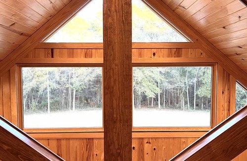 Claxton House | Peaceful Cabin with Dock and Pond Views in Georgia