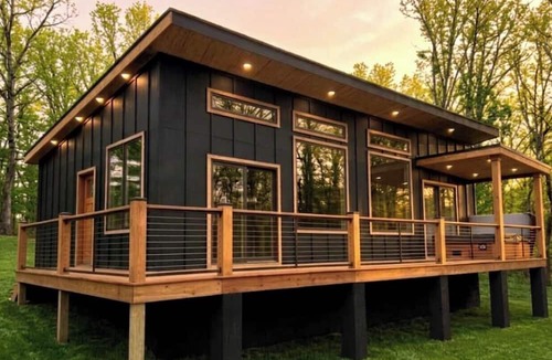 Pittsburg Cabin | Peaceful Wooded Getaway with Hot Tub, Fire Pit & Scenic Views in Pittsburg, Missouri