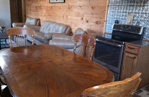 Pineville Cabin | Perfect cabin setting near Elk River - Unit A