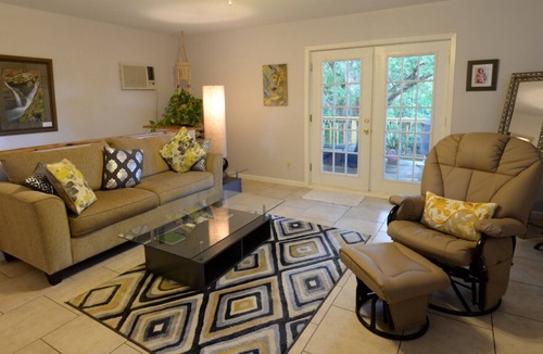 Eureka Springs Cottage | Perfect Location Between Beaver Lake & Eureka Spgs!