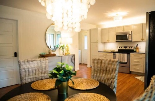 NoDa House | Pet Friendly Cozy NoDa Bungalow with Fenced in Backyard