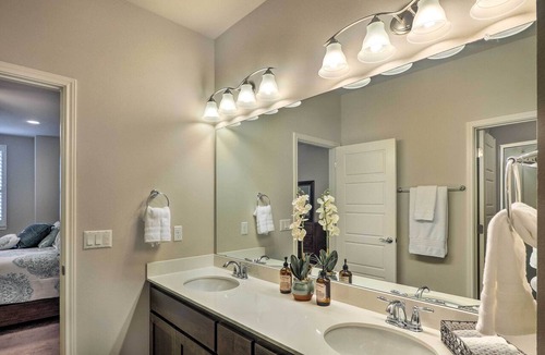 McNeil House | Pool Access: Upscale & Modern Austin Townhome