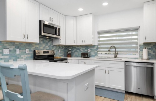 Nokomis Condo | Private 2 BR steps from beach on Casey Key
