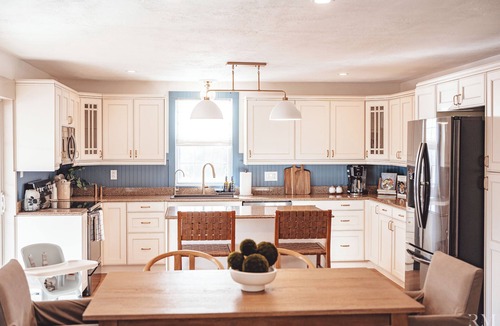 Rockbridge Cottage | Private 5 Acres w. Pond, Hot Tub, Pet Friendly