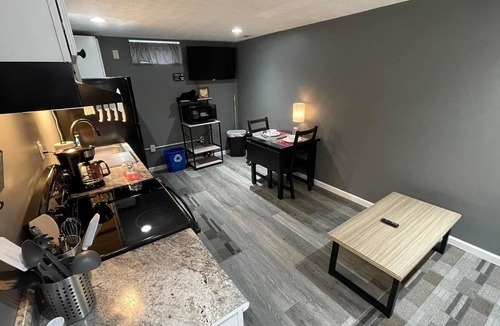 Fairborn Apartment | Private Basement Apt With Kitchen, all Inclusive. Near WPAFB & WSU!