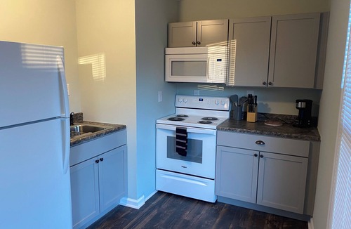 Comfort Cottage | Private Cottage One Block From The Trent River!
