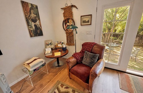 Paso Robles Cottage | Private Garden Cottage Walk to Downtown Paso