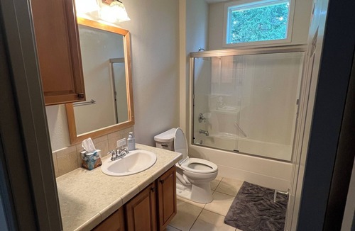 Adelma Beach House | Private Room + Full Bath ~ Tranquil Getaway to Relax & Unwind ~ WiFi + Amenities