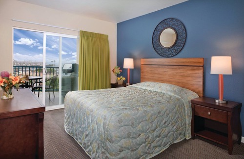 Oceanside Resort | Quaint beachfront community!
