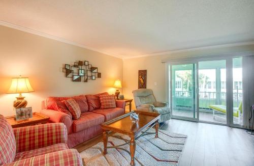 Welaka House | Quaint Welaka Getaway: Steps to St Johns River!
