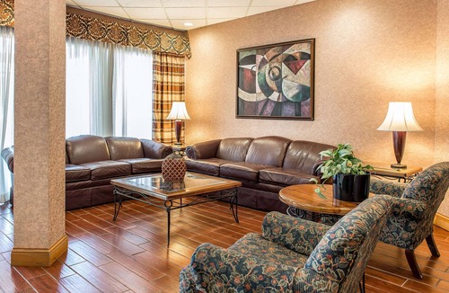 Springfield Hotel | Quality Inn & Conference Center