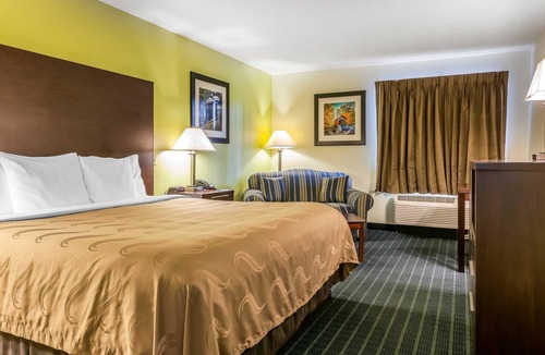 Jackson Hotel | Quality Inn Jackson
