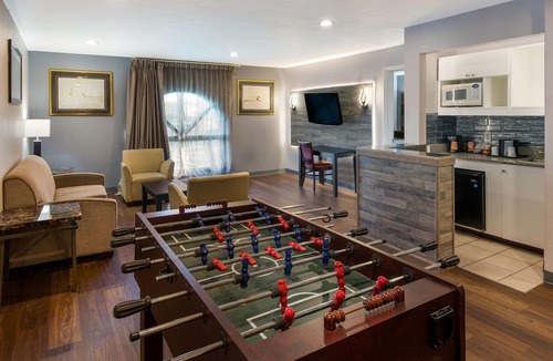 Forest Park Hotel | Quality inn & Suites Cincinnati I-275