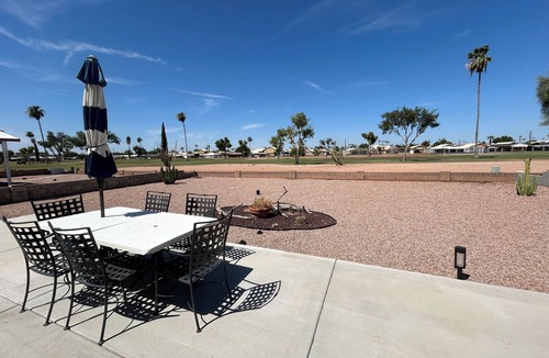 Superstition Springs House | Quiet and Relaxing MH Home on the Golf Course