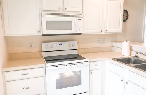 Wilmington House | Quiet home close to wec