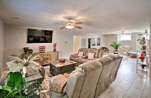 Memphis Cottage | Quiet Memphis Home on 20 Acres: 10 Mi to Downtown!