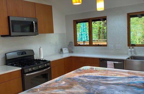 Western House | Quiet & Peaceful "Summers' Love" Retreat