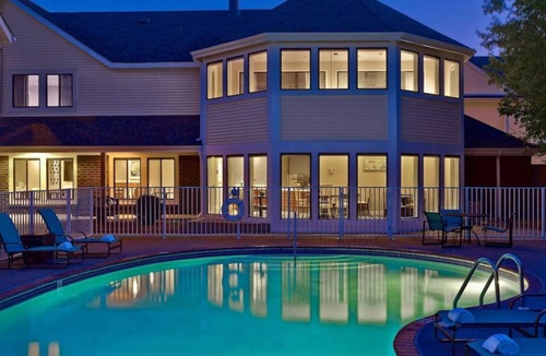 Eagan House | Rare Gem! 2 Convenient Units, Pool, Free Parking, Pet-Friendly Property