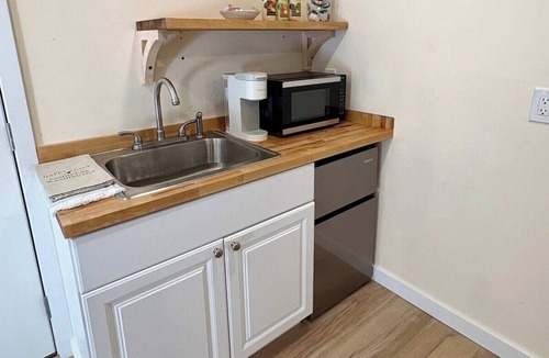 Enumclaw Apartment | Raspberry Cottage Retreat: 5 mins to DT Enumclaw