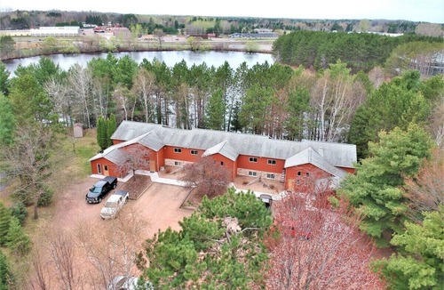 Phillips Condo | Red Pines - Elk Lake Condo #2
